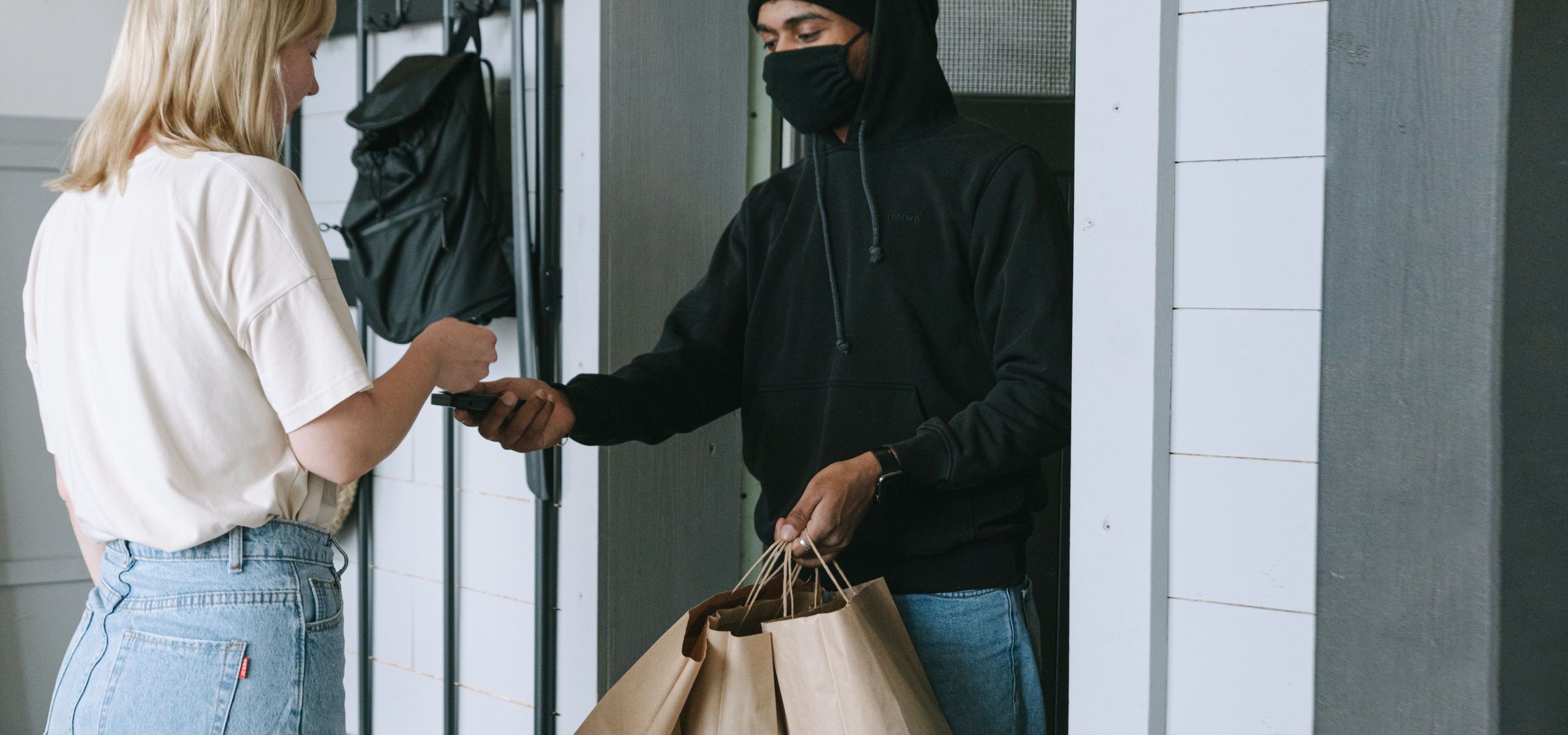 The Case of E-commerce Product Return – Who’s to Blame & Ways to Reduce